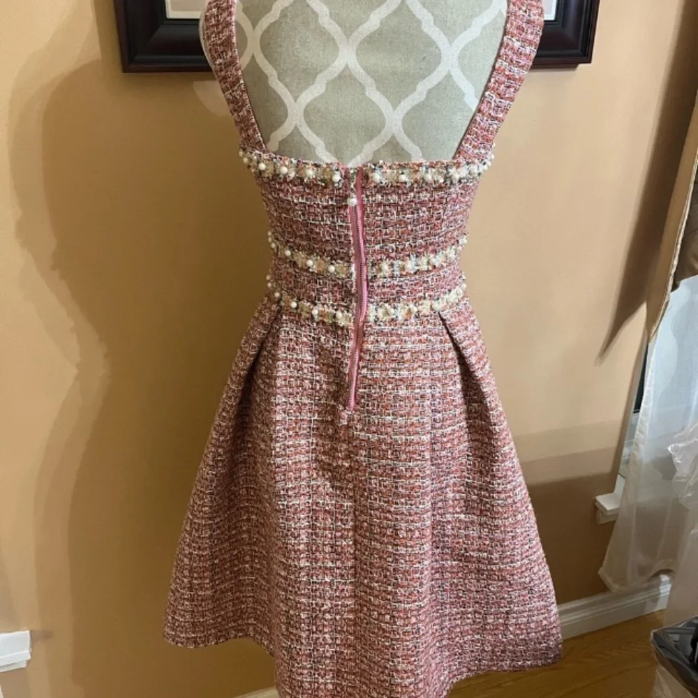 ⭐️SOLD⭐️Gorgeous tweed and pearl Jacket and Dress set - Picture 9 of 16